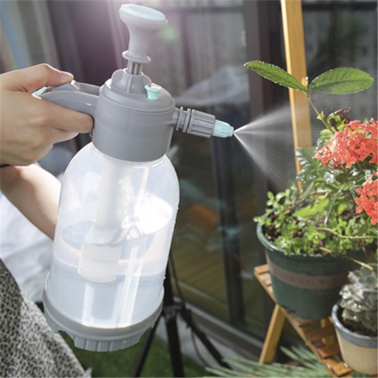 Self cleaning element sprayer 2L pneumatic sprayer watering sprayer spray disinfection sprayer auto supplies Self cleaning element sprayer 2L pneumatic sprayer watering sprayer spray disinfection sprayer auto supplies