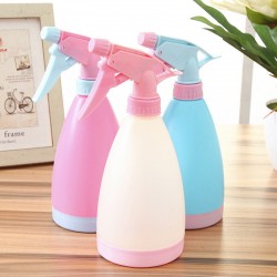 500ml Water Spray Bottle Plastic Mouth Garden Balcony Plant Watering Candy Color Hand Pressed Gardening Tool Water Spray Bottle