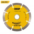 Diamond cutting saw blade